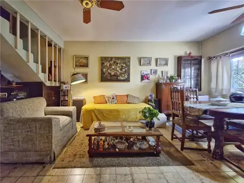 Casa en Venta con 1 cochera
