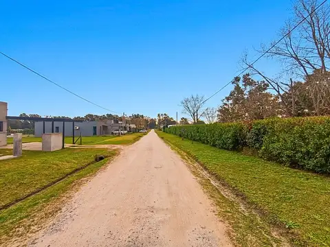 Terreno en Venta en Arana, USD 35.000