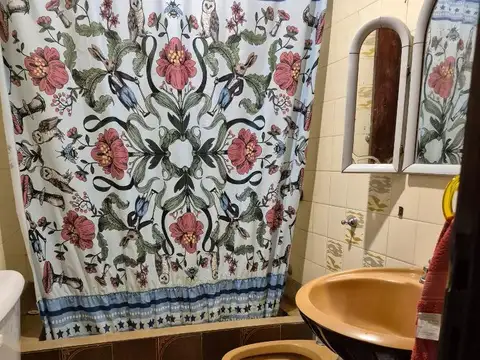 Las Acacias 100