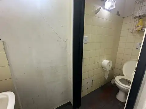 Local en Venta 55 años