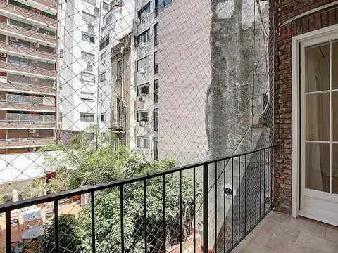 Depto Tipo Casa en Alquiler en Recoleta, USD 1.600