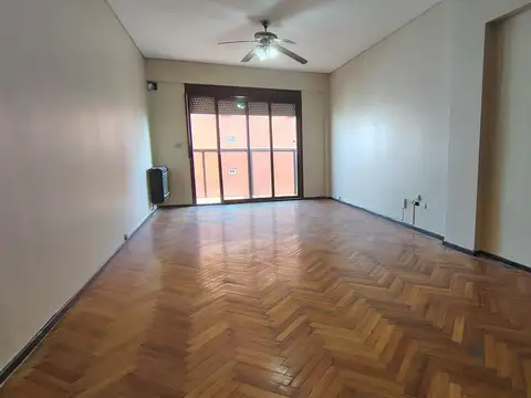 Departamento Monoambiente piso alto apto mascotas!