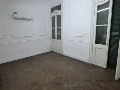 Casa 8 ambientes con 8 baños