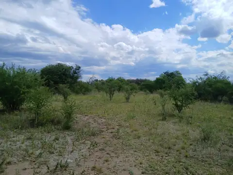 Terreno en Venta en Villa de las Rosas, USD 21.000