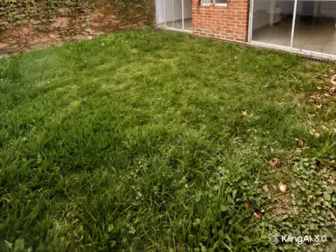 Casa en venta en El Huaico + 2 locales comerciales