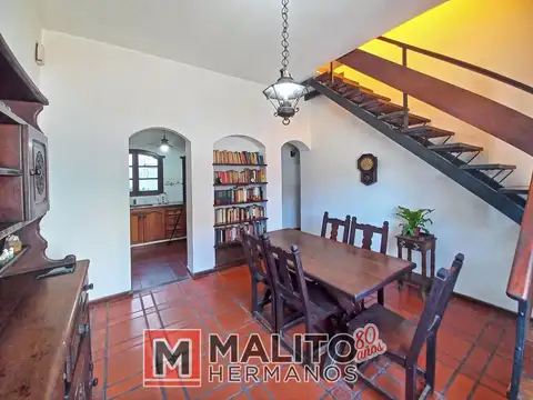 Venta PH 4 Ambientes con Patio y Terraza al Frente