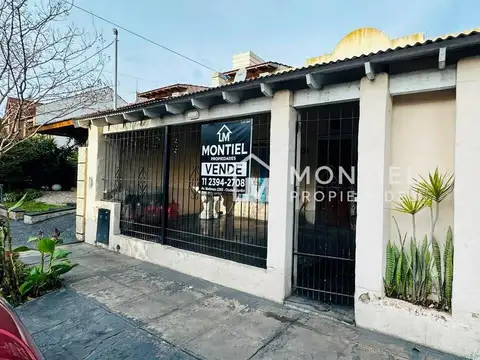Casa Chalet  en Venta en Ciudad Jardin, Tres de Febrero, G.B.A. Zona Oeste
