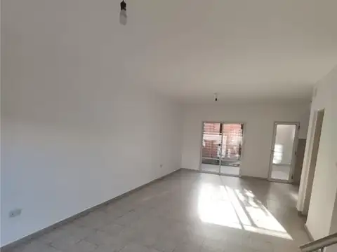 LOPEZ Y PLANES 2300, Piso P.B.