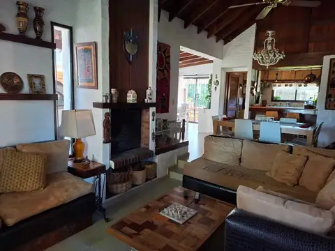 Casa en Alquiler al Noroeste