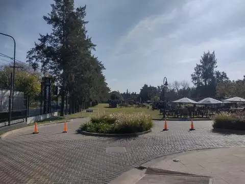 Local en Alquiler en Pilar, $ 1.136.000