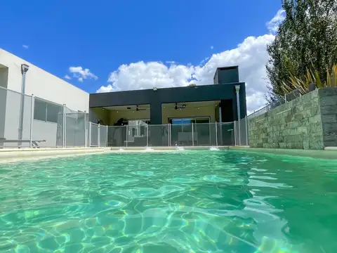 Casa en PB Kentucky Club de Campo.