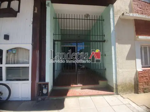 Depto 2 amb. EXCELENTE UBICACIÓN 