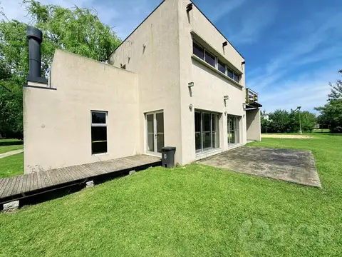 Venta Quinta / Terreno en La Reja Con Piscina 