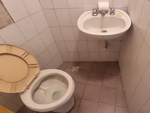 Casa 5 ambientes con 4 baños