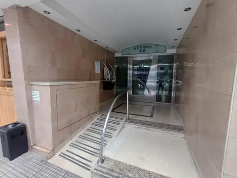 Venta Departamento con cochera en Ramos Mejia Centro