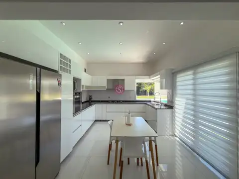 Casa en Alquiler en Casuarinas Del Pilar, USD 2.100