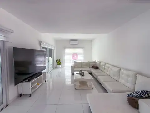 Casa  en Alquiler en Casuarinas del Pilar, Zelaya, Pilar