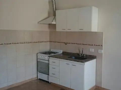 casa a la venta patricios 2437