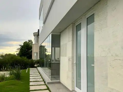 Casa en Venta A Estrenar