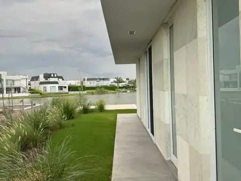 Casa en Venta en Nuevo Quilmes, USD 2.000.000