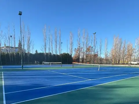 Av. Fernández Beschtedt