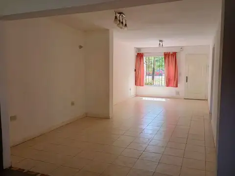 Casa en Venta en Centenario, USD 80.000