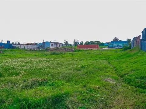 Terreno en Venta 15  mts Frente