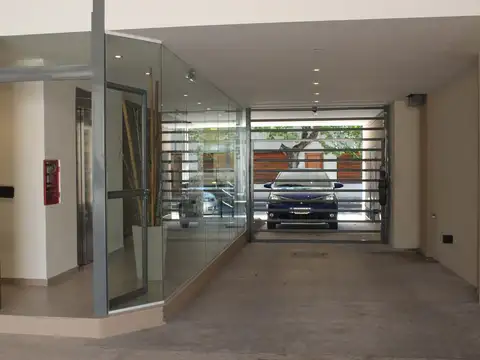 Cochera Fija Cubierta - S.Martin(Ctro)