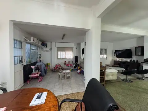 Depto Tipo Casa en Venta en Remedios de Escalada, USD 60.000