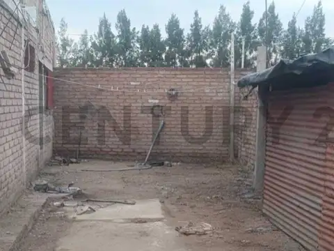 Casa 3 ambientes con 1 baño