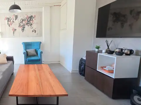 Depto Tipo Casa 3 ambientes con 3 baños