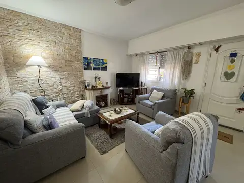 Depto Tipo Casa en Venta en Lanus Este, USD 115.000