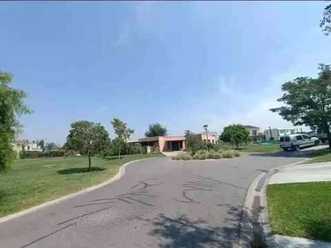 Av. De Los Lagos