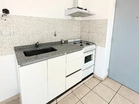 Departamento en Alquiler en Piñeyro, $ 540.000