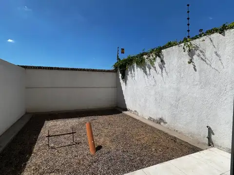 Casa en Venta en Mendoza, USD 170.000