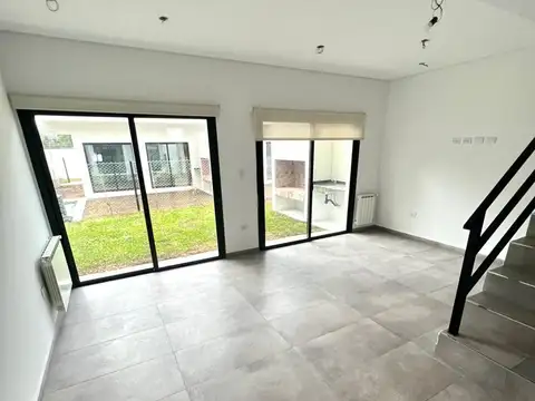 Casa en Alquiler en Barrio Parque Leloir, USD 1.000