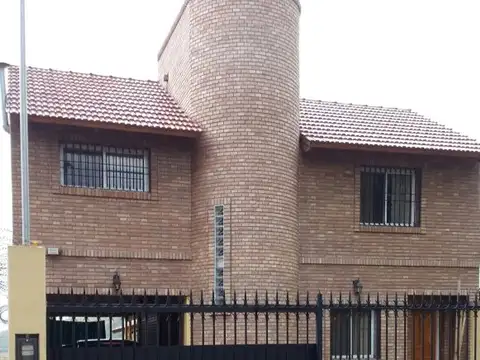 Carril Viejo S/N 1400