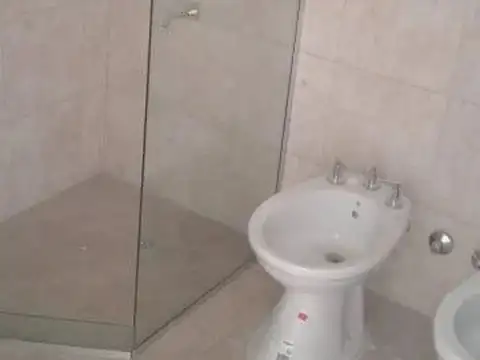 Departamento en Alquiler en Villa Luro, $ 220.000