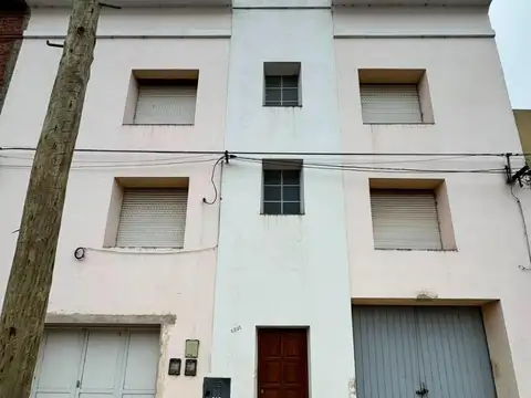 VENTA   DE LOCAL MAS DOS DPTOS   AYACUCHO