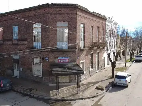 VENTA   DE LOCAL MAS DOS DPTOS   AYACUCHO
