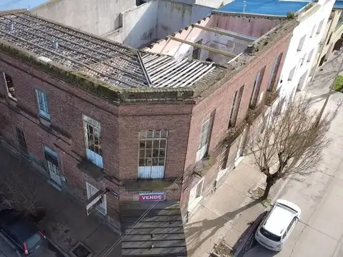 VENTA   DE LOCAL MAS DOS DPTOS   AYACUCHO
