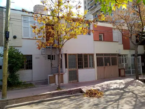 ALQUILER DE DEPARTAMENTO 2 HAB Y PATIO GODOY CRUZ