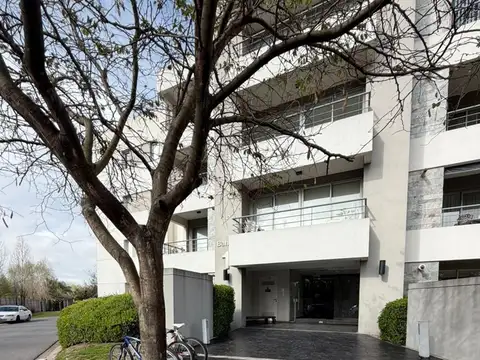 Departamento en Alquiler en Lagoon Pilar, $ 975.000