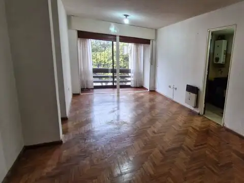 DEPTO 3 DORMITORIOS BAÑO Y COCHERA B. LAS PALMAS