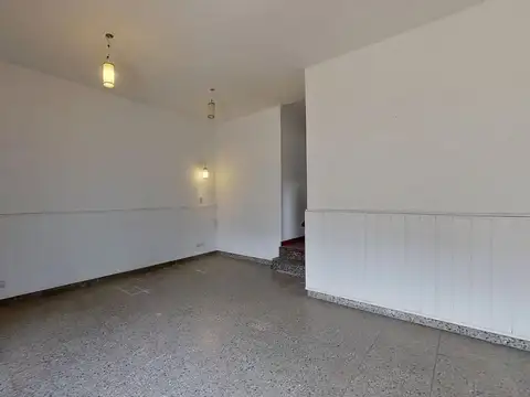 Depto Tipo Casa 2 ambientes con 1 baño