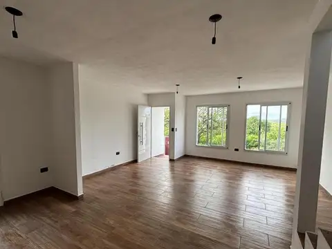 VENTA CASA3 DORMITORIOS A ESTRENAR VILLA SAN NICOLAS