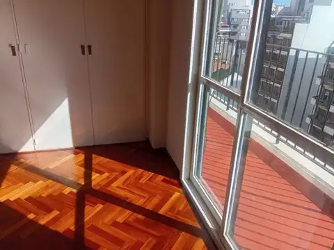 Departamento en Alquiler en Almagro, $ 700.000