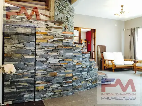 Casa en Venta con 1 cochera