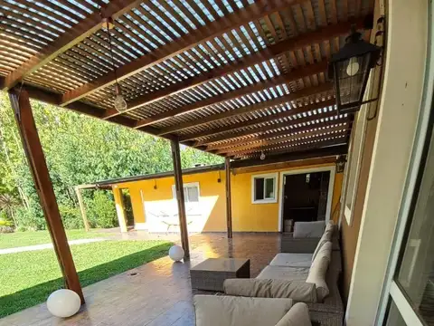 CASA EN PARQUE LAS NACIONES