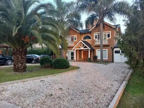 CASA EN PARQUE LAS NACIONES 